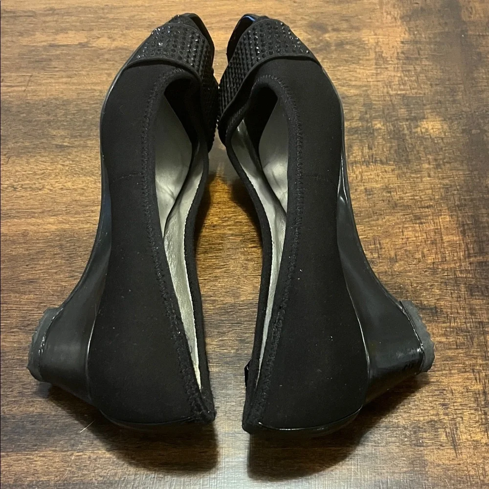 Anne Klein Sport Black Peep Toe Heels - Picture 13 of 14